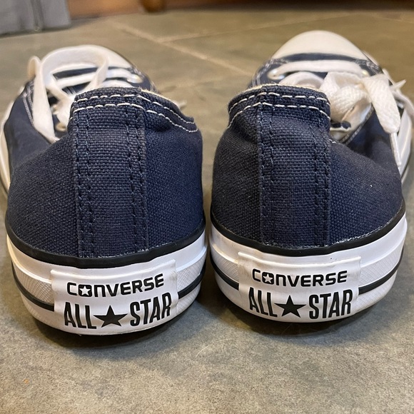 Converse! - Picture 3 of 5